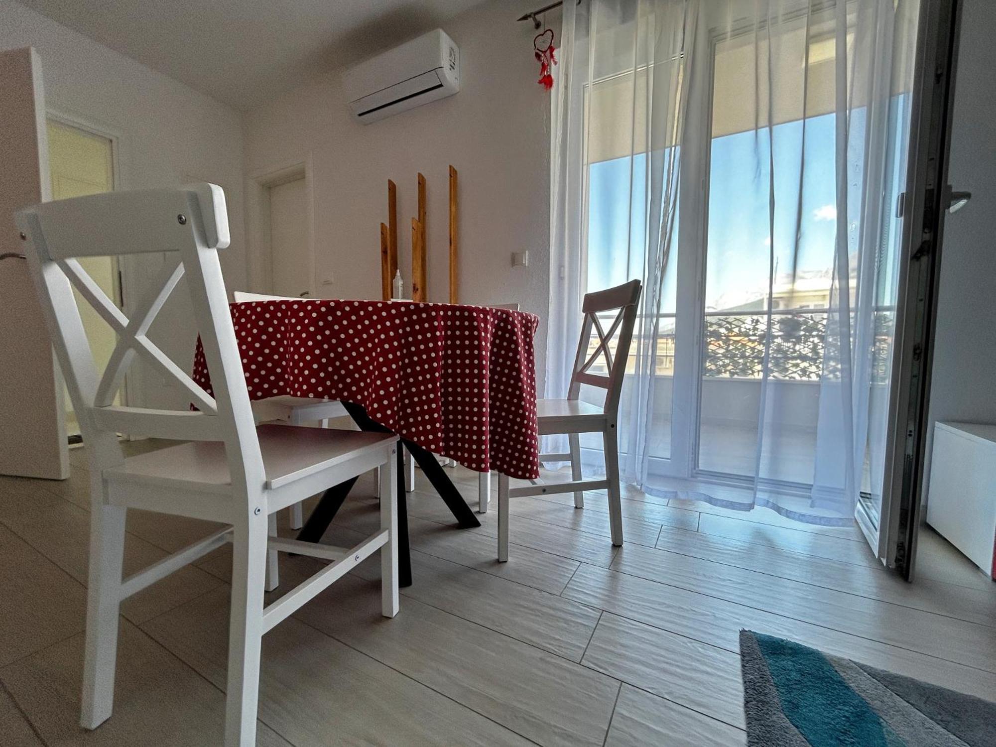 מאקרסקה Apartman Sjever מראה חיצוני תמונה