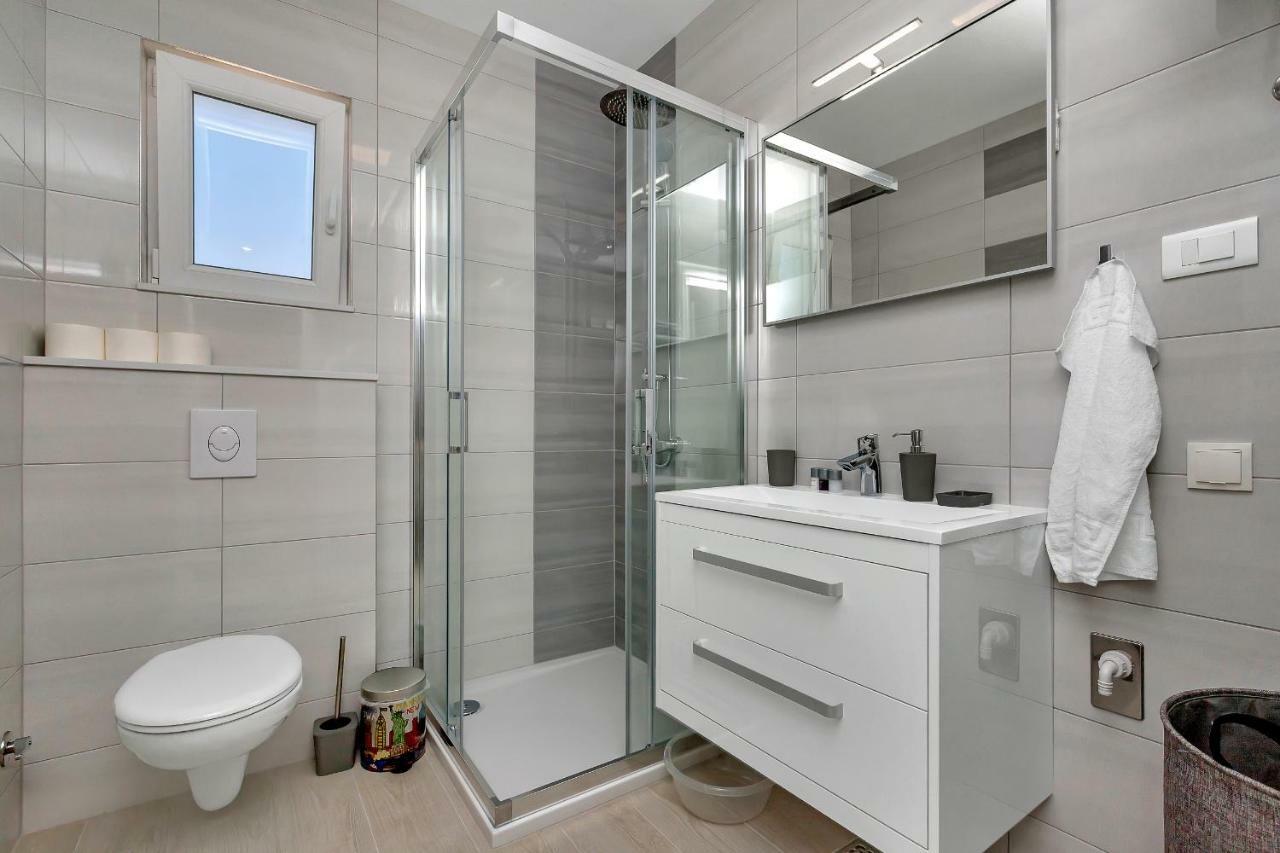 מאקרסקה Apartman Sjever מראה חיצוני תמונה